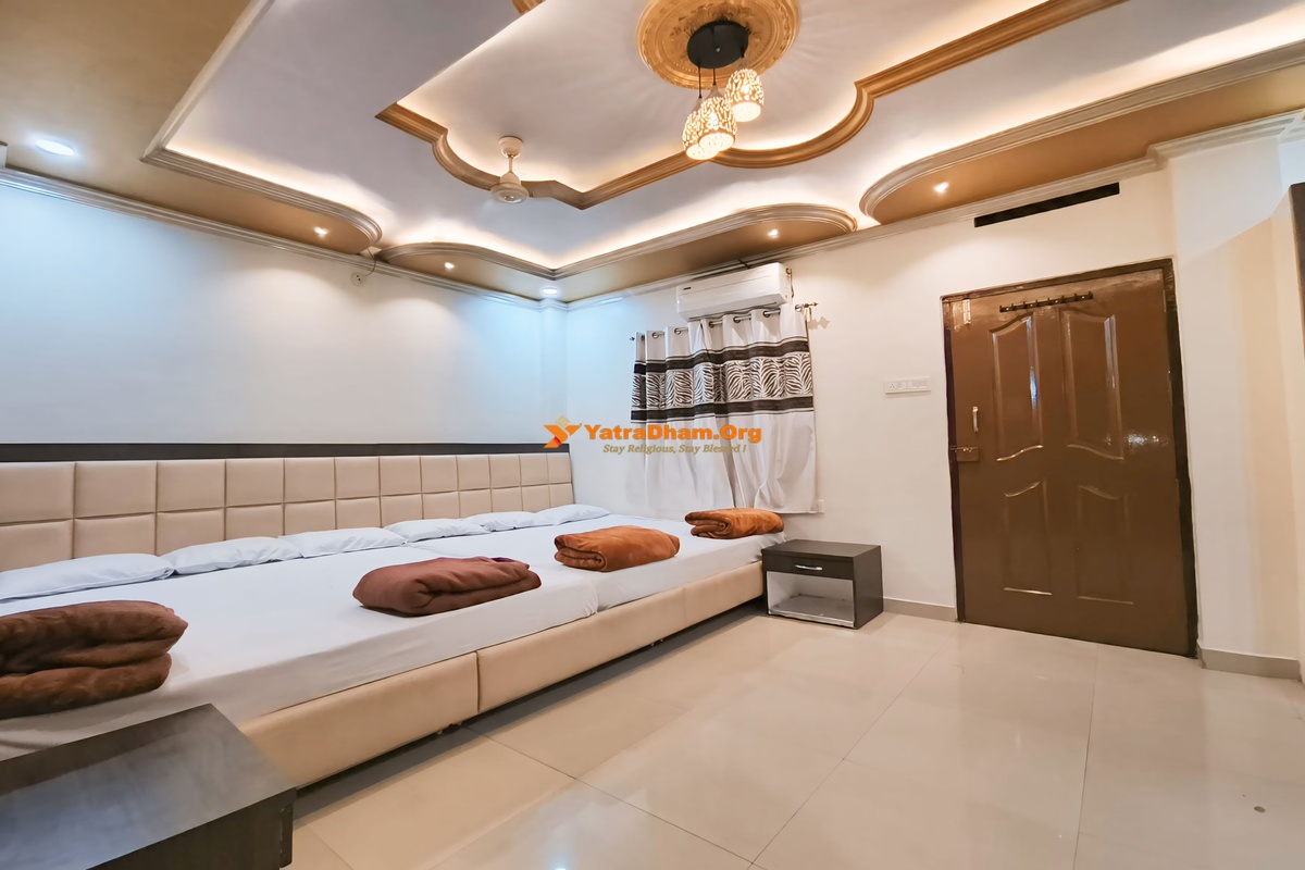 Modern Guest House Ujjain