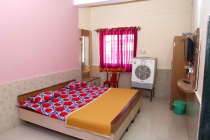 Hotel Parkway Lodging - Paithan