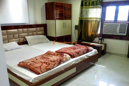 Hotel Kartar Yatri Niwas - Kanpur