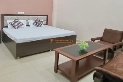 Happy Family Homestay - Ayodhya