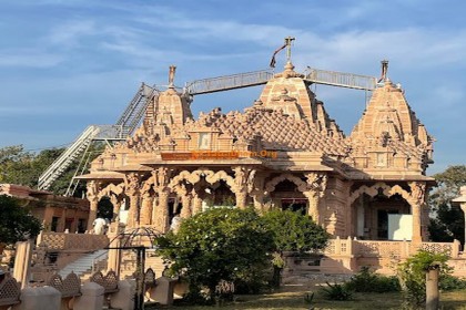 Adinath Jain Shwetambar Derasar (Vataman Chokdi Dharmadham) - Vataman