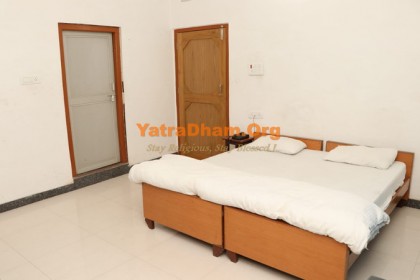 Hotel Hanumant Palace - Ayodhya