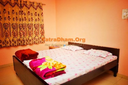 Raipur - YD Stay 17901 (Gujarat Guest House)