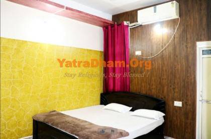 Maheshwar - YD Stay 18601 (Hotel Sanginee)