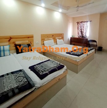 Bhuj - YD Stay 94012 (VRP Guest House)