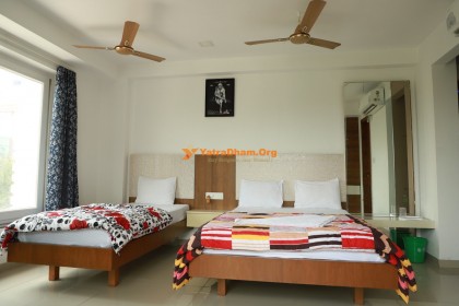 Sai Tulasi Bhavan Shri Sai Annapurna Arya Vysya Satram Trust - Shirdi