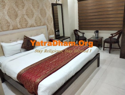 Varanasi - YD Stay 32004 (Hotel Aadesh Palace)