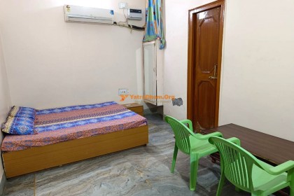 Jatipura - Hotel Giriraj Palace