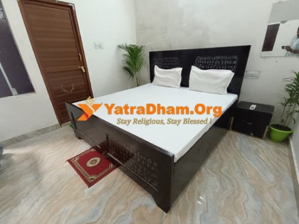 Diamond Guest House - Ayodhya 