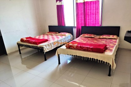 Yash Lodge - Ozar (Pune)