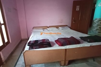 Varanasi - Shri Sanatan Gaudiya Math (Building 1)