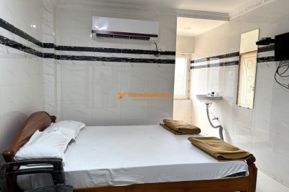 Siri Hotel - Srisailam (Sundipenta)