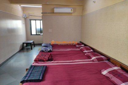 Shri Kashi Math Samsthan - Prayagraj (Allahabad)