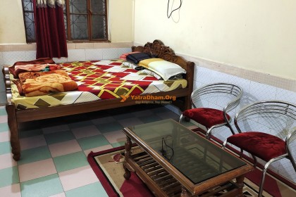 Shri Digambar Lavenchoo Maitriy Bhavan - Shikharji