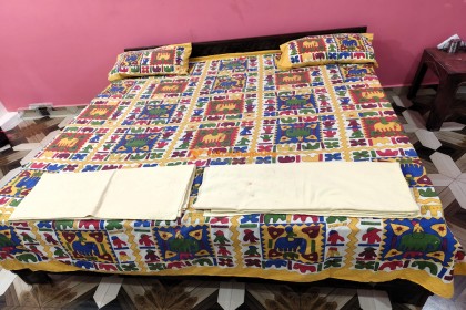 Maa Badi Devkali Home Stay - Ayodhya
