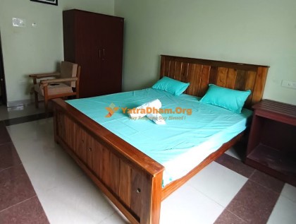 Hotel Aalayam Yatri Nivas - Tiruchendur 