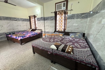 Chaurasia Dharamshala - Rishikesh