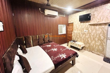 Hotel Shree Radhe Sagar - Ujjain