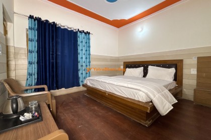 Hotel Shri Yamuna Divine Inn - Yamunotri (Janki Chatti)