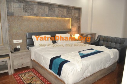 Gaya - YD Stay 9001 (Hotel Mantra Regency)