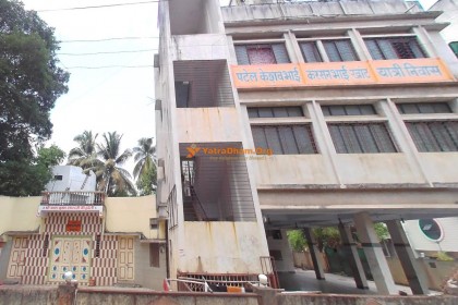 Kolhapur - Balkrishna Haveli Yatri (Bhakta) Niwas