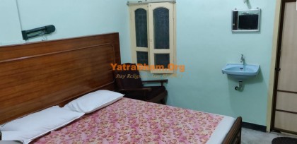 Tirunelveli - YD Stay 263001 (Shanmuga lodge)