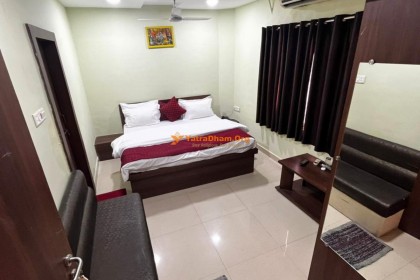 Hotel Ashutosh - Mandsaur