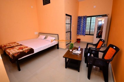 Hotel Shree Sigandureshwari Boarding and Lodging - Murudeshwar