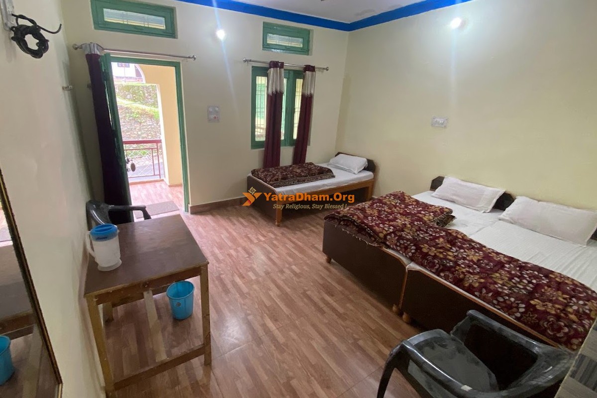 Anoop Tourist Guest House - Kedarnath Phata