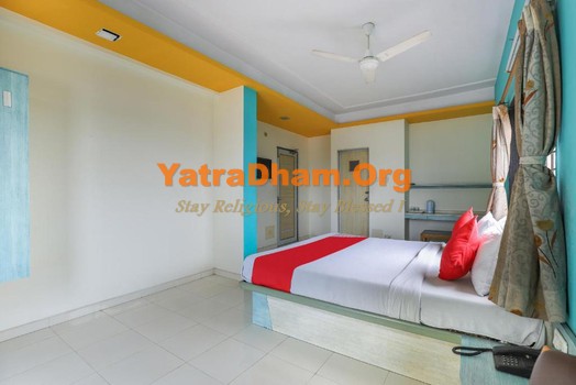 Valsad - YD Stay 236002 (Hotel Sunshine) 2 Bed Room View 3