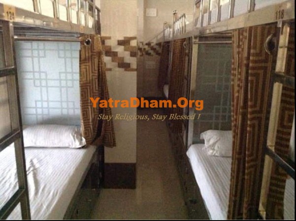 Yash Dormitory Guest House 