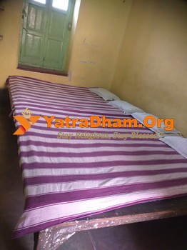 Varanasi Annapurna Telwala Dharamshala 4 Bed Non AC Room (Common Let Bath) Room View 