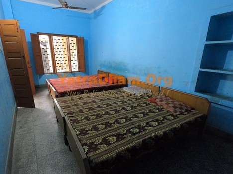 Rishikesh Aggarwal Dharamshala 4 Bed Room
