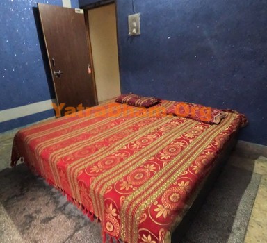 Rishikesh Aggarwal Dharamshala 2 Bed Room