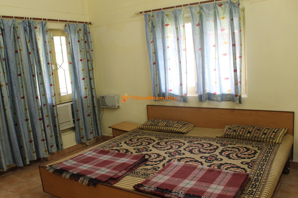 Akashganga Swargashram Trust Dharamshala - Rishikesh