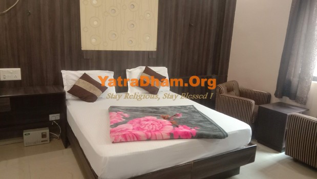 Haridwar - YD Stay 7003 (Hotel Alpine) 2 Bed AC Room View 1