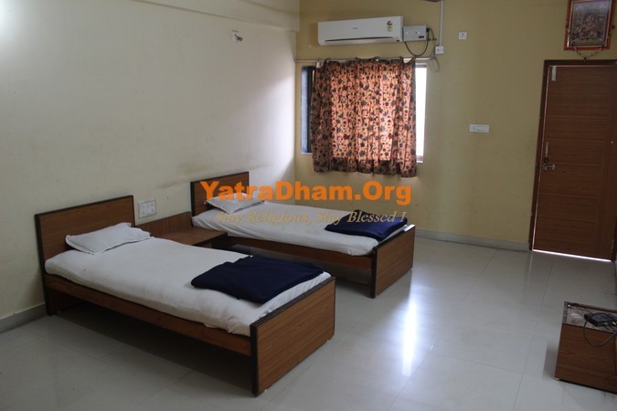  Ambaji Ganesh Bhuvan 2 Bed Ac Room