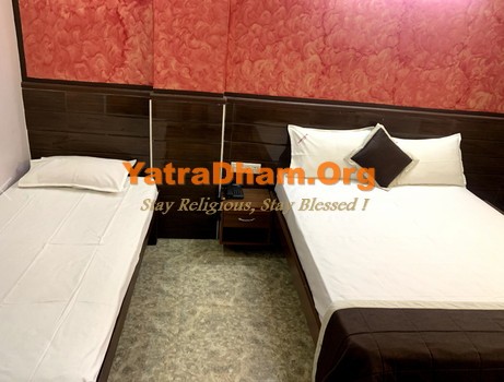 Palani - YD Stay 341001 (Arunaachalla Inn) 3 Bed Room View 1