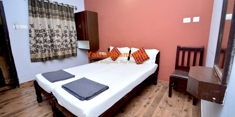 Murudeshwara - YD Stay 261001 (Aryana Guest House) Room View5