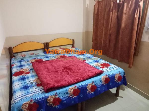 Maihar - YD Stay 265001 (Hotel Aastha Yatri Niwas) Room View1