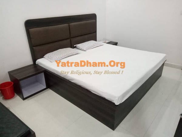Maihar - YD Stay 265001 (Hotel Aastha Yatri Niwas) Room View7