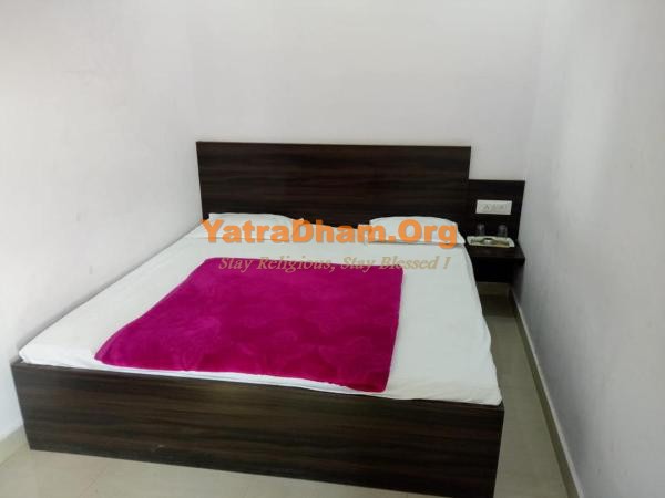 Maihar - YD Stay 265001 (Hotel Aastha Yatri Niwas) Room View2