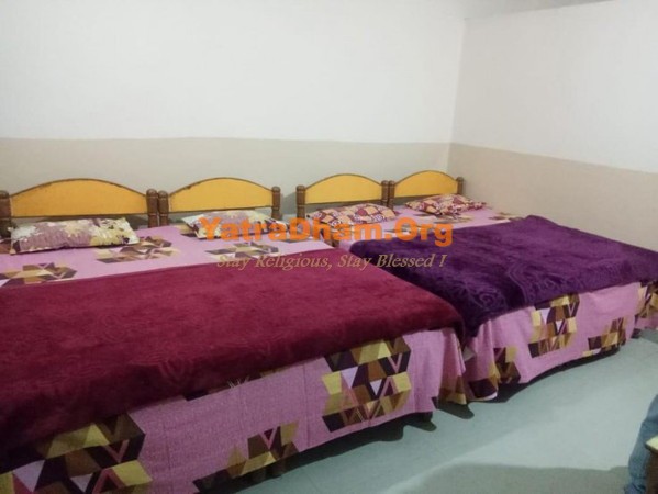 Maihar - YD Stay 265001 (Hotel Aastha Yatri Niwas) Room View4
