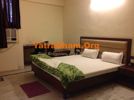 Patna Atithi Home Guest House 2 Bed AC Room View 4