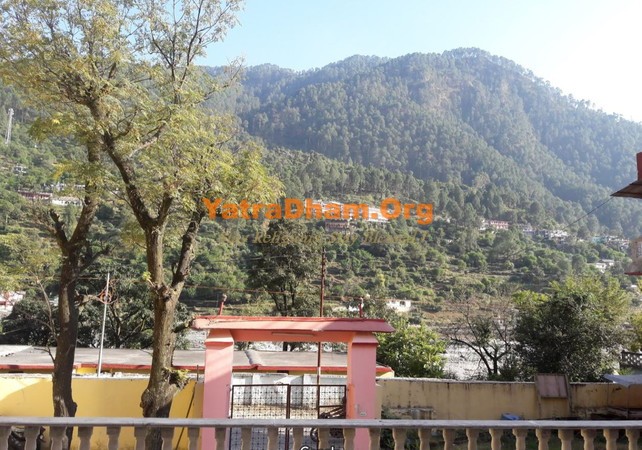 Uttarkashi Hanumann Mandir Ashram Avdhoot Mandal Out Side View