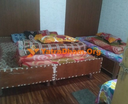 Badrinath Shraddha Guest House Room View