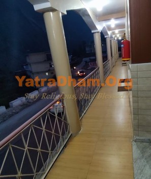 Badrinath (Chamoli) - YD Stay 5308 (Maheen Residency) - Lobby View