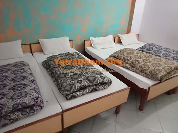 Badrinath Sadhu Sudha Ashram 4 Bed Non AC Room View3