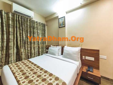 Valsad - YD Stay 236003 (Hotel Blue Bells) 2 Bed AC Room View 5