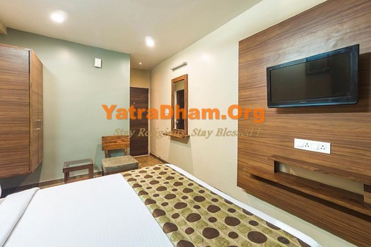 Valsad - YD Stay 236003 (Hotel Blue Bells) 2 Bed AC Room View 3